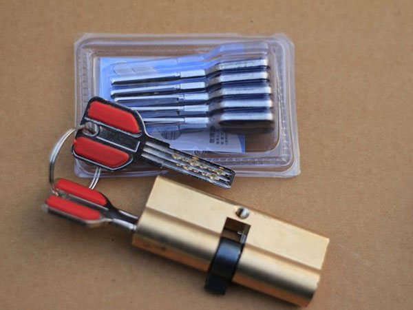 黄浦24小时上门开锁公司